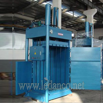 Baling press goods machine